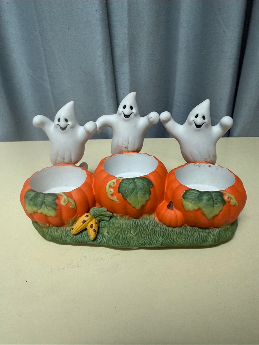 PartyLite Halloween Ghost Trio Tealight with Pumpkins Halloween Votive